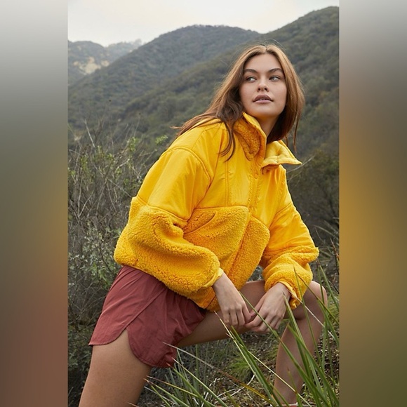 FP Movement Free People Adventure Awaits Sherpa Fleece Jacket Bright Yellow - Picture 1 of 12